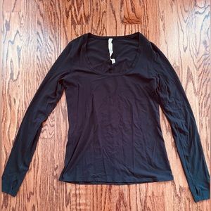 Lululemon Pima cotton long sleeve tee EUC